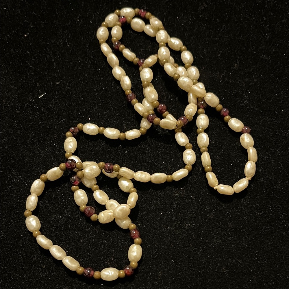 Elegant Pearl and Bead Necklace 30”